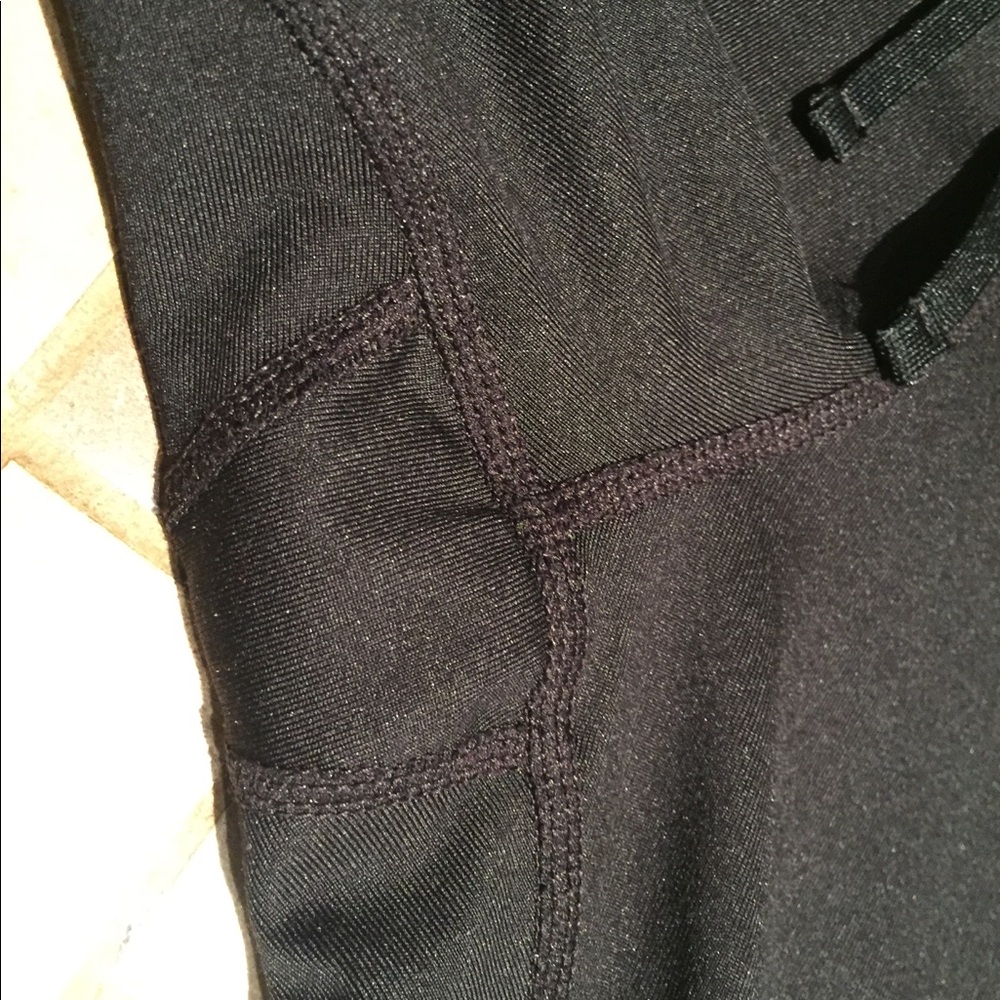 Nike crop leggings black medium NWOT - Picture 7 of 10